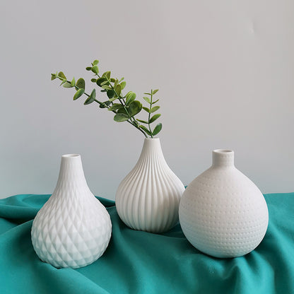 Simple White Porcelain Vase!
