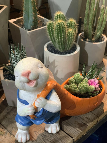 Creative Rabbit Flower Pot!