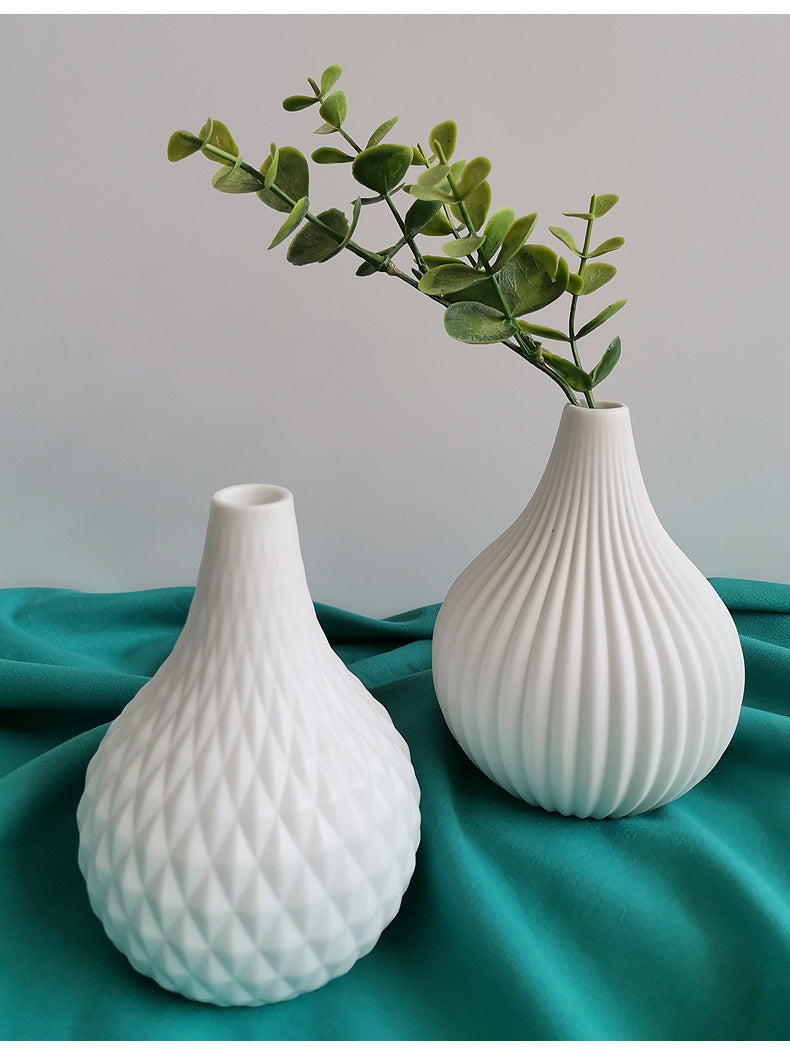 Simple White Porcelain Vase!